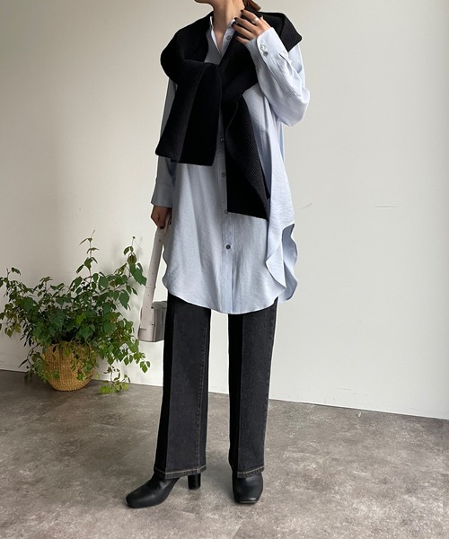 DouDou(ドゥドゥ)の「【WEB限定】 バンドカラーロングシャツ(シャツ/ブラウス・レディース・オフホワイト/ブラック/サックスブルー・FREE)」の14枚目の写真