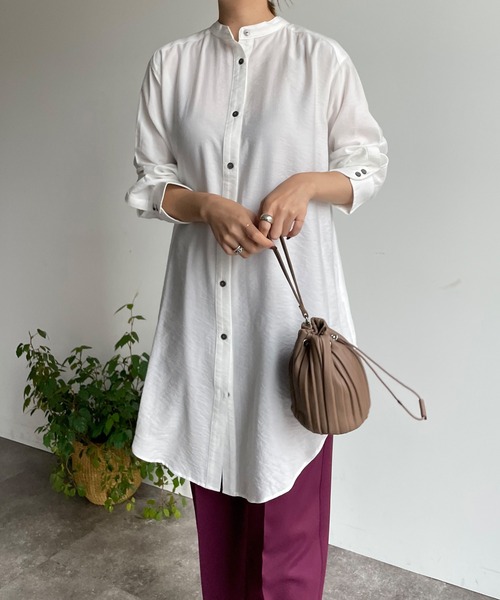 DouDou(ドゥドゥ)の「【WEB限定】 バンドカラーロングシャツ(シャツ/ブラウス・レディース・オフホワイト/ブラック/サックスブルー・FREE)」の17枚目の写真