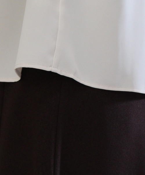 ASTORIA ODIER（アストリアオディール）の「グログランリボン配色ブラウス（シャツ/ブラウス・レディース・ホワイト/ピンクベージュ/ベージュ/ブラウン・MEDIUM/SMALL/LARGE）」の10枚目の写真