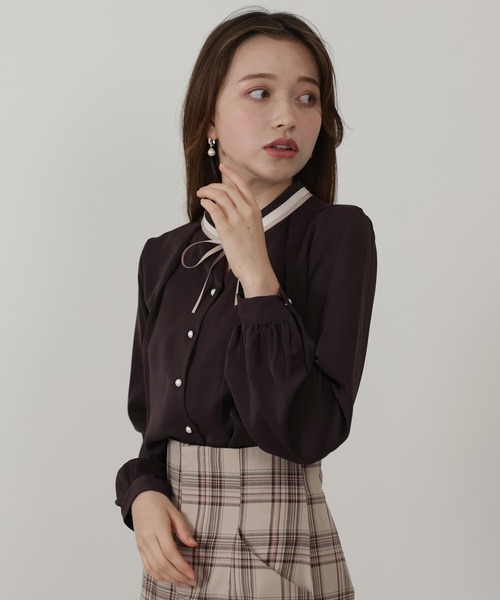 ASTORIA ODIER（アストリアオディール）の「グログランリボン配色ブラウス（シャツ/ブラウス・レディース・ホワイト/ピンクベージュ/ベージュ/ブラウン・MEDIUM/SMALL/LARGE）」の15枚目の写真