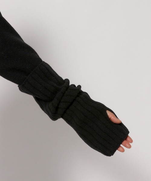 yuw（ユウ）の「アームウォーマーツキニットワンピース　294800（ワンピース・レディース・ブラウン/ブラック/ブルー・FREE）」の9枚目の写真