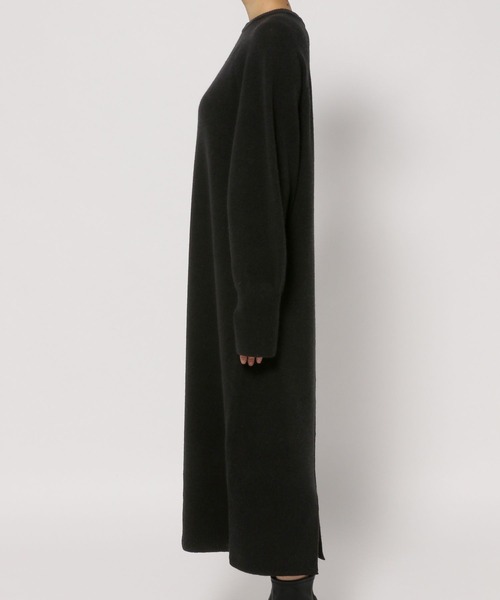 yuw（ユウ）の「アームウォーマーツキニットワンピース　294800（ワンピース・レディース・ブラウン/ブラック/ブルー・FREE）」の12枚目の写真