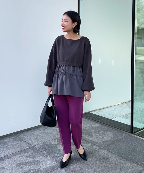 OPAQUE.CLIP（オペークドットクリップ）の「◆【C】ドッキングペプラムニット（チュニック・レディース・グリーン/ブラック/チャコールグレー・38/40/36）」の4枚目の写真