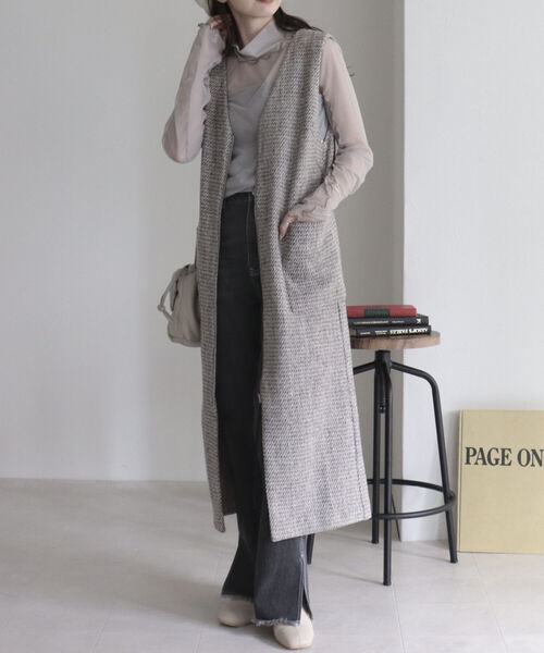 fredy emue（フレディエミュ）の「ツィードジャンスカ＋ジレ（ワンピース・レディース・ブラック/ベージュ・38/36）」の2枚目の写真