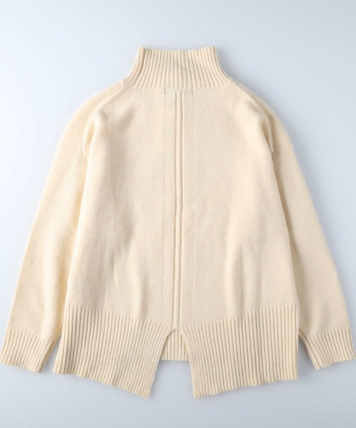 HONEYSUCKLE ROSE(ハニーサックルローズ)の「【HONEYSUCKLE ROSE】バックスリットハイネックニット(ニット/セーター・レディース・キャメル/グリーン/ピンク/オレンジ/オフホワイト/ブラック・M/L)」の8枚目の写真