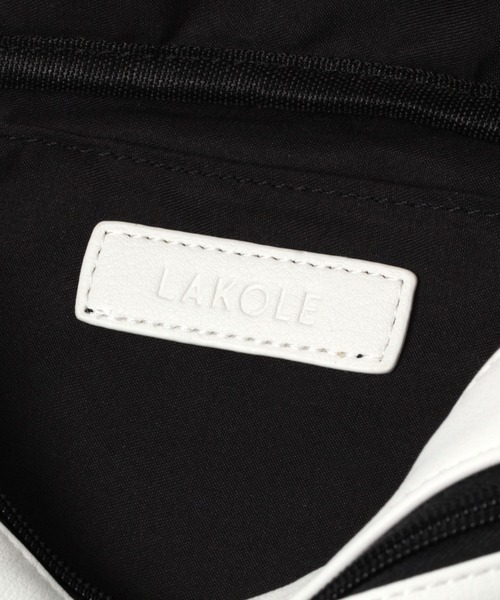 LAKOLE（ラコレ）の「フェイクレザーボディバッグ / 162555（ボディバッグ/ウエストポーチ・メンズ・ホワイト/ブラック・FREE）」の18枚目の写真