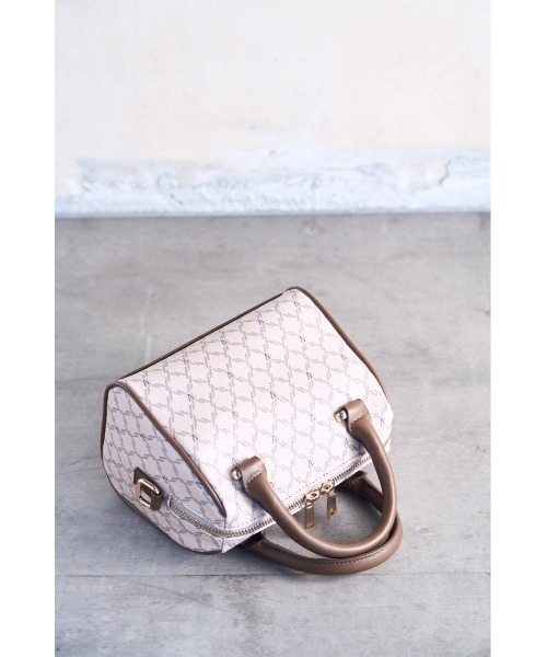 AZUL by moussy（アズールバイマウジー）の「MONOGRAM MINI BOSTON BAG/モノグラムミニボストンバッグ（ショルダーバッグ・レディース・ライトベージュ/ブラウン/ブラック・FREE）」の17枚目の写真