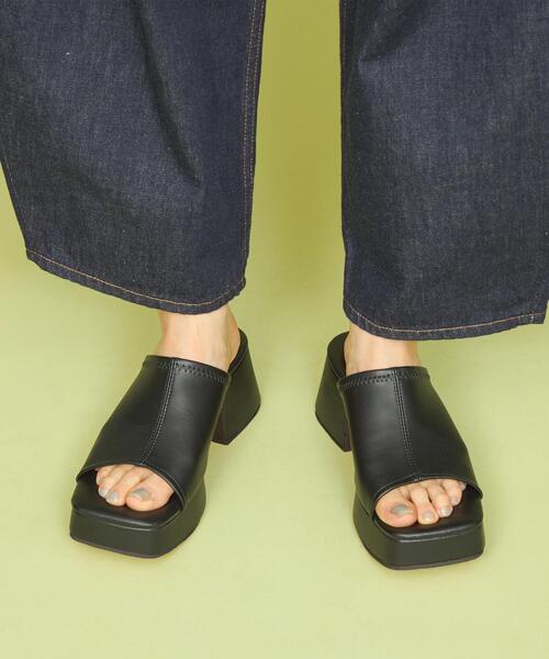 CITEN（シテン）の「＜CITEN＞バルキー ミュール サンダル（サンダル・レディース・ブラック/オフホワイト・23cm/23.5cm/24cm/24.5cm）」の3枚目の写真