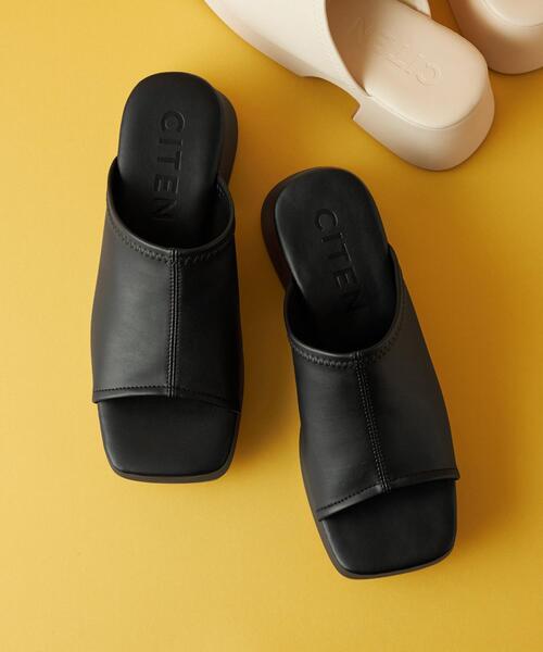 CITEN（シテン）の「＜CITEN＞バルキー ミュール サンダル（サンダル・レディース・ブラック/オフホワイト・23cm/23.5cm/24cm/24.5cm）」の4枚目の写真