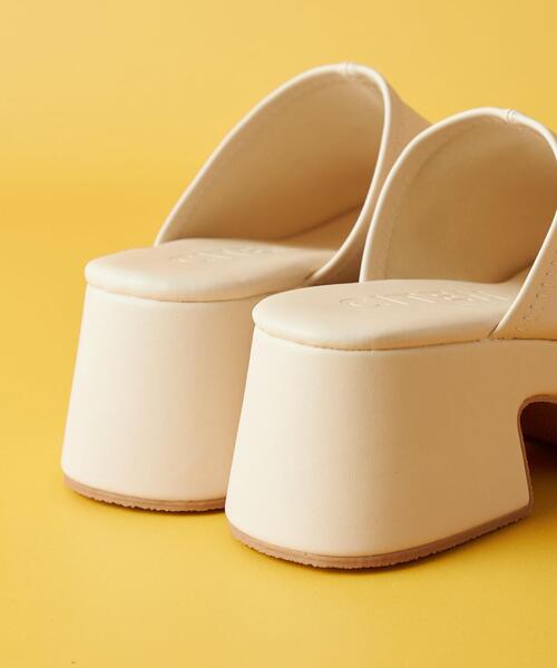 CITEN（シテン）の「＜CITEN＞バルキー ミュール サンダル（サンダル・レディース・ブラック/オフホワイト・23cm/23.5cm/24cm/24.5cm）」の11枚目の写真