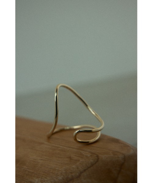 BLACK BY MOUSSY(ブラックバイマウジー)の「carving bangle(カービングバングル)(バングル/リストバンド・レディース・シルバー/ゴールド・FREE)」の1枚目の写真