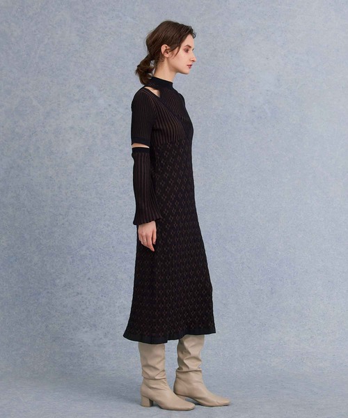 PUBLIC TOKYO(パブリックトウキョウ)の「【華奢見え・ストレッチ】アームウォーマーセットニットワンピース(ワンピース・レディース・ライトグリーン/アイボリー/ブラック・FREE)」の15枚目の写真