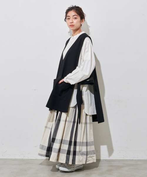 Libra Cue（リブラ キュー）の「サイドリボンコットンベスト（ベスト