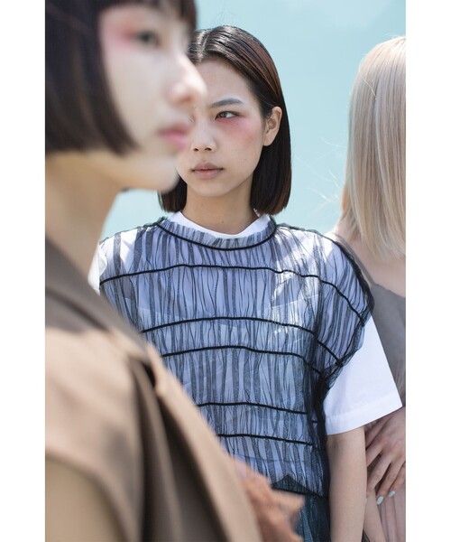 Ray BEAMS（レイビームス）の「Ray BEAMS / ビスチェ レイヤード プルオーバー（シャツ/ブラウス・レディース・ブラック/ホワイト・1/0）」の11枚目の写真