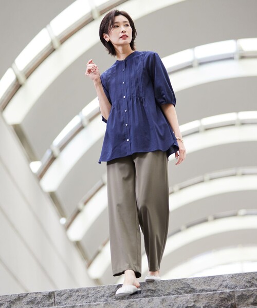 J.PRESS Ladies(J.プレス レディス)の「【WEB限定・洗える】ラミーポプリン ピンタック ブラウス(シャツ/ブラウス・レディース・ライトグレー系/ベージュ系/ネイビー系・XS)」の6枚目の写真
