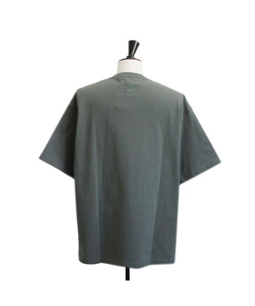 SISE(シセ)の「SISE BOX T-SHIRTS(Tシャツ/カットソー・メンズ・ブラック/ホワイト/カーキ/グレー/ダークブラック/ブルー/ネイビー/ブルー系その他・MEDIUM/SMALL)」の21枚目の写真