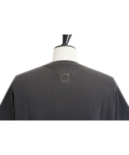 SISE(シセ)の「SISE BOX T-SHIRTS(Tシャツ/カットソー・メンズ・ブラック/ホワイト/カーキ/グレー/ダークブラック/ブルー/ネイビー/ブルー系その他・MEDIUM/SMALL)」の16枚目の写真