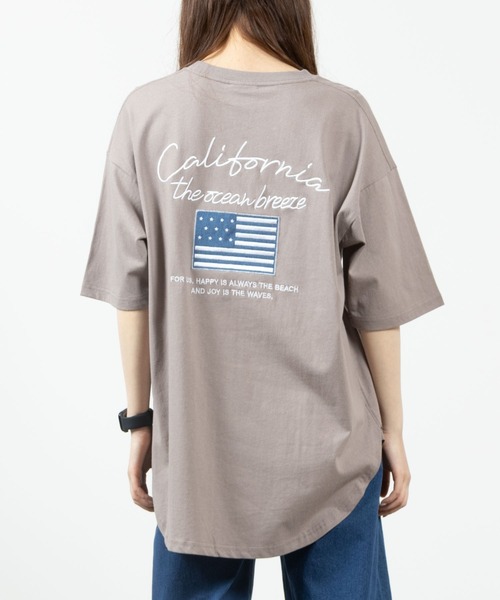 Mac-House(マックハウス)の「UNDERWRAPS アンダーラップス ラウンドヘムビッグシルエットTシャツ(Tシャツ/カットソー・レディース・ホワイト/グレイッシュベージュ/ブラック・フリー)」の3枚目の写真