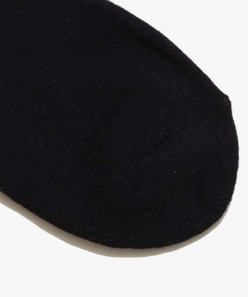 atmos（アトモス）の「atmos JACQUARD LOGO SOCKS 2（ソックス/靴下・メンズ・グレー/ブラック/ホワイト×ブルー・26-28cm）」の12枚目の写真