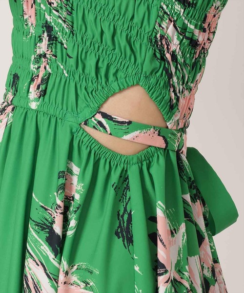 REDYAZEL（レディアゼル）の「サイドカットアウトサマーキャミドレス（ワンピース・レディース・ブラック/パープル/グリーン・SMALL/MEDIUM）」の13枚目の写真