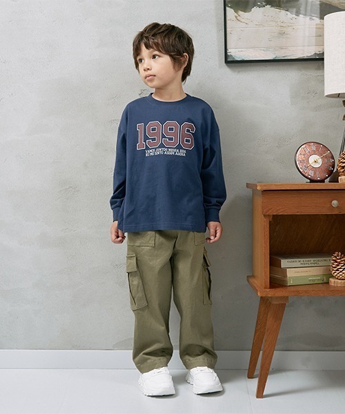 b・ROOM(ビールーム)の「【型崩れしないやわらかコットン】アソートロゴTシャツ(Tシャツ/カットソー・キッズ・アイボリー/グレイッシュベージュ/モスグリーン/ネイビー/マスタード/チャコール・100cm/110cm/120cm/130cm/140cm/150cm)」の8枚目の写真