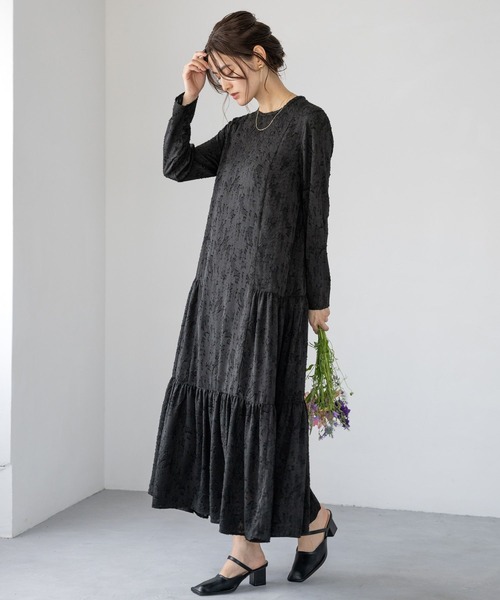 LEPSIM(レプシィム)の「カットジャガードワンピース【jours heureux】 964382(ワンピース・レディース・ブラック/ライトグリーン・FREE)」の4枚目の写真