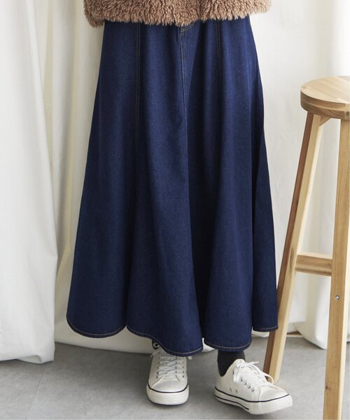LBC（エルビーシー）の「デニムフレアロングスカート（スカート・レディース・ネイビー/ブルー・L/M）」の3枚目の写真