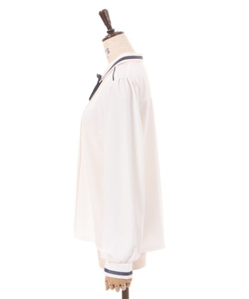 axes femme(アクシーズファム)の「ライン使いタイ付ブラウス(シャツ/ブラウス・レディース・ホワイト/グレー/ベージュ・LARGE/MEDIUM)」の6枚目の写真