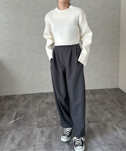Per sist ence(パーシエンス)の「クロップドリブニットプルオーバー(Tシャツ/カットソー・レディース・オフホワイト/グリーン/ブラック/ブルー/チャコールグレー・FREE)」の10枚目の写真