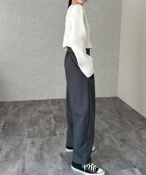 Per sist ence(パーシエンス)の「クロップドリブニットプルオーバー(Tシャツ/カットソー・レディース・オフホワイト/グリーン/ブラック/ブルー/チャコールグレー・FREE)」の15枚目の写真