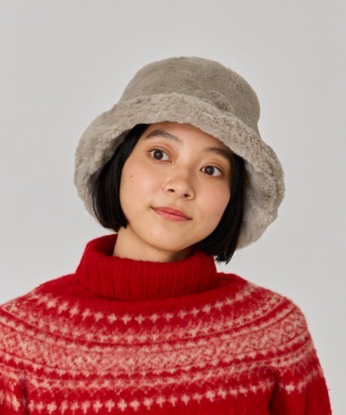 OVERRIDE(オーバーライド)の「OVERRIDE FAKEFUR BUCKET HAT SGP / オーバーライド(ハット・レディース・ホワイト/ベージュ/ブラック/ブラウン系/ホワイト系・58cm)」の9枚目の写真