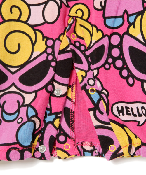 HYSTERIC MINI（ヒステリックミニ）の「BABY HELLO HYSTERIC MINI 総柄 2WAYロンパース（ロンパース・キッズ・ピンク系その他・FREE）」の4枚目の写真