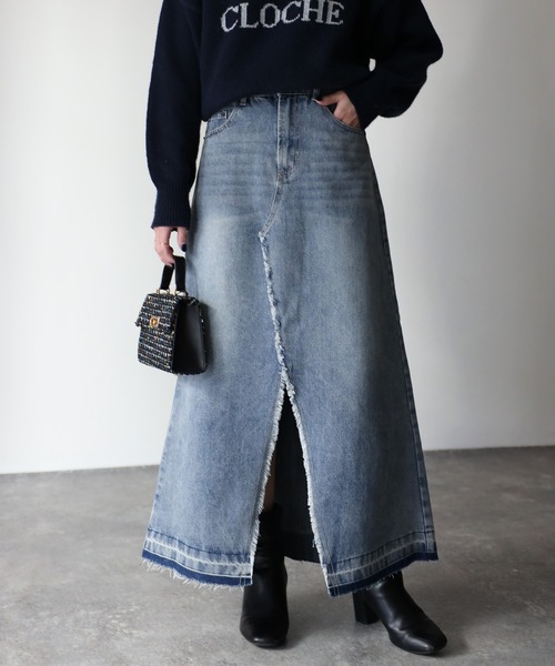 Riberry(リベリー)の「デニムスリットフリンジロングスカート(スカート・レディース・ブラック/ブルー/グレー・MEDIUM)」の12枚目の写真