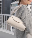 URBAN RESEARCH DOORS(アーバンリサーチドアーズ)の2ストラップショルダーバッグ