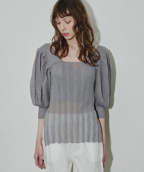 J1U by LA BELLE ETUDE(ジユウバイラベルエチュード)の「パフスリーブシアーニット(Tシャツ/カットソー・レディース・ブラック/グレー/ブルー/ホワイト/レッド・FREE)」の19枚目の写真