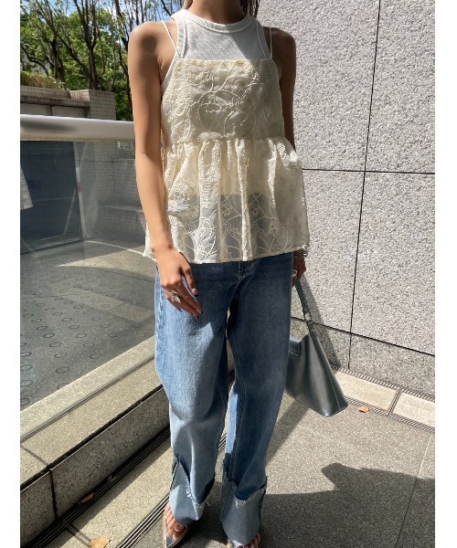 AIC.(エーアイシー)の「シアーフラワー刺繍キャミソール(キャミソール・レディース・ブラック/アイボリー・FREE)」の14枚目の写真