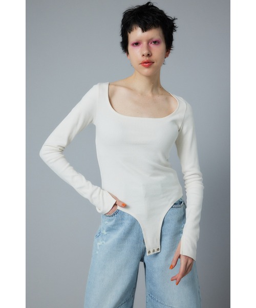HeRIN.CYE（ヘリンドットサイ）の「Round neck tops　ラウンドネックトップス（Tシャツ/カットソー・レディース・ホワイト/ブラック/ベージュ・FREE）」の8枚目の写真