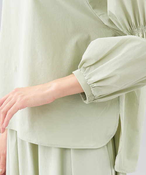 abahouse mavie（アバハウスマヴィ）の「ナイロンストレッチプルオーバー（シャツ/ブラウス・レディース・チャコールグレー/ホワイト/セージグリーン・フリー）」の22枚目の写真