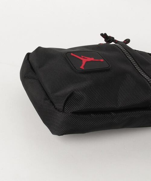 JORDAN BRAND（ジョーダンブランド）の「ジョーダン  JAM RISE FESTIVAL BAG（ショルダーバッグ・キッズ・ブラック/サックスブルー/ベージュ・ONE SIZE）」の5枚目の写真