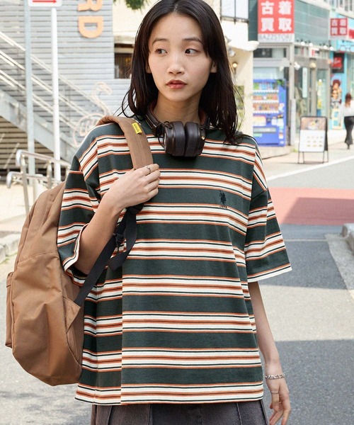 U.S. POLO ASSN.(ユーエスポロアッスン)の「U.S. POLO ASSN. /ユーエスポロアッスン 別注 ワンポイント刺繍 オーバーサイズマルチボーダーTシャツ(Tシャツ/カットソー・レディース・ネイビー/チャコールグレー/ブラック/アイボリー/ホワイト系/ブラック系・FREE)」の16枚目の写真