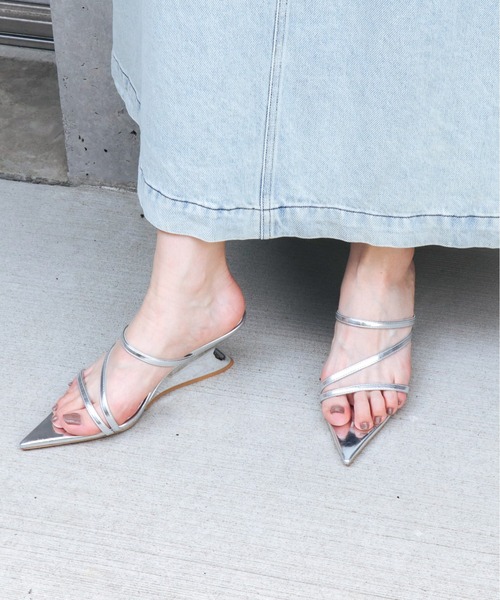 EVOL(イーボル)の「【EVOL】ポインテッドクロスベルトウエッジサンダル BW23810(サンダル・レディース・シルバー/ブラウン/アイボリー/ブラック・L/M/S)」の4枚目の写真