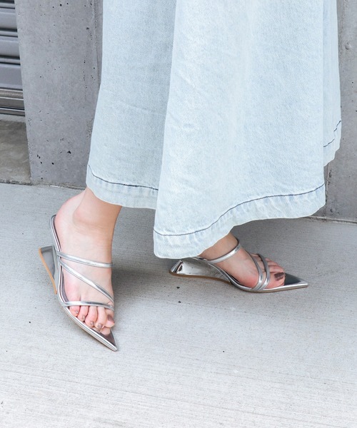 EVOL(イーボル)の「【EVOL】ポインテッドクロスベルトウエッジサンダル BW23810(サンダル・レディース・シルバー/ブラウン/アイボリー/ブラック・L/M/S)」の17枚目の写真