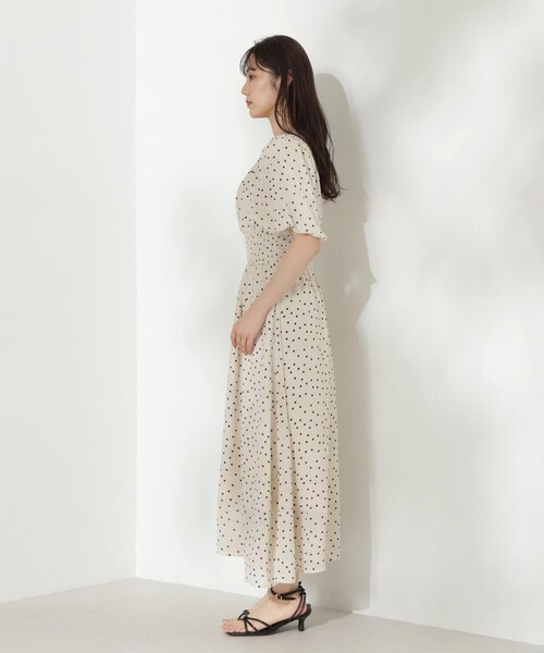 PROPORTION BODY DRESSING（プロポーションボディドレッシング）の「パフスリーブドット柄ワンピース / 1214140420（ワンピース・レディース・ブラック/ベージュ・MEDIUM/SMALL）」の21枚目の写真