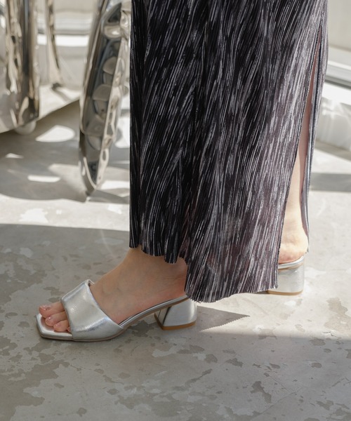 Kastane(カスタネ)の「ミュールサンダル(サンダル・レディース・ブラック/イエロー/シルバー・38/36/37)」の15枚目の写真