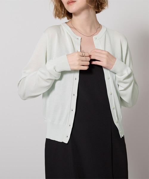 UR'S（ユアーズ）の「UVケアコンパクトベーシックニットカーディガン（カーディガン/ボレロ・レディース・ブラック/ホワイト/ライトグリーン/チャコール/グレイッシュベージュ/ライトピンク/グリーン系その他/ダークブラウン/イエロー・S/M/L）」の8枚目の写真