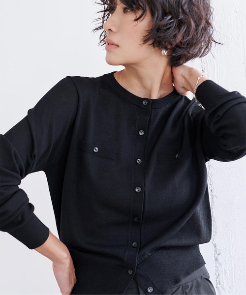 UR'S（ユアーズ）の「UVケアコンパクトベーシックニットカーディガン（カーディガン/ボレロ・レディース・ブラック/ホワイト/ライトグリーン/チャコール/グレイッシュベージュ/ライトピンク/グリーン系その他/ダークブラウン/イエロー・S/M/L）」の3枚目の写真