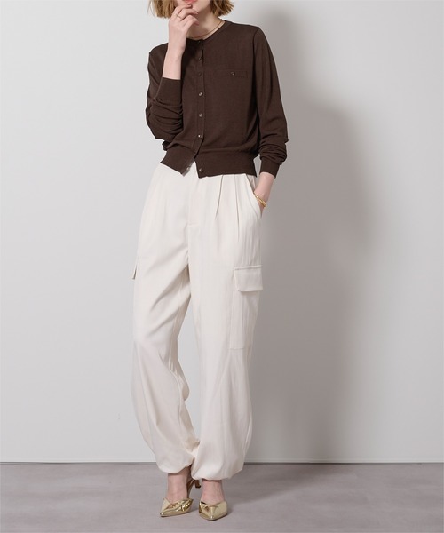 UR'S（ユアーズ）の「UVケアコンパクトベーシックニットカーディガン（カーディガン/ボレロ・レディース・ブラック/ホワイト/ライトグリーン/チャコール/グレイッシュベージュ/ライトピンク/グリーン系その他/ダークブラウン/イエロー・S/M/L）」の10枚目の写真