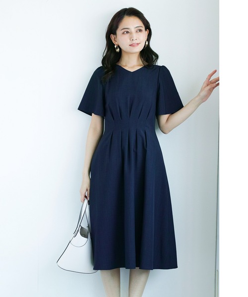 WHITE JOOLA（ホワイトジョーラ）の「再々入荷【暑い季節も快適リネン調シリーズ】洗濯機で洗える！麻調メランジ・タックフレアーワンピース（ワンピース・レディース・ネイビー/モカ・L/M/S）」の21枚目の写真