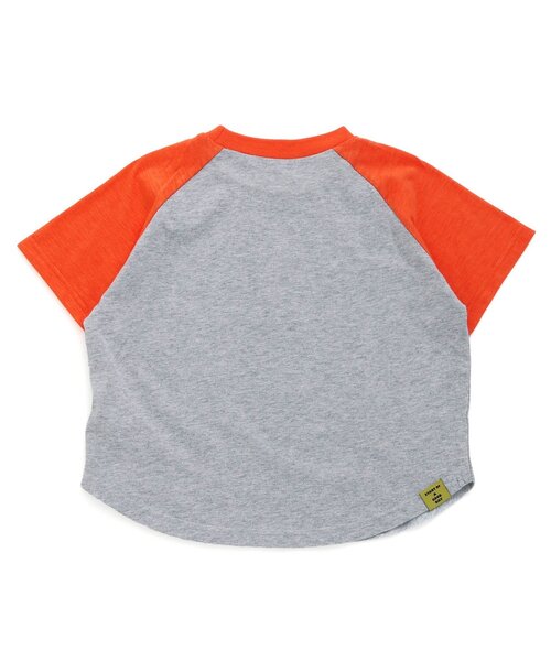 BREEZE（ブリーズ）の「フードフォトTシャツ（Tシャツ/カットソー・キッズ・ブラック/オレンジ/イエロー・80/90/100/110/120/130/140）」の5枚目の写真