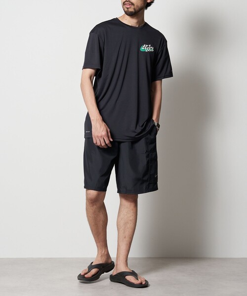 NIKE(ナイキ)の「NIKE/ナイキ 【国内FREAK'S STORE限定】EXCLUSIVE 水陸両用 RASH GUARD S/S TEE /ラッシュガード ショートスリーブTシャツ(Tシャツ/カットソー・メンズ・ネイビー/ホワイト/グリーン/ブラック・SMALL/MEDIUM/LARGE/X-LARGE)」の13枚目の写真
